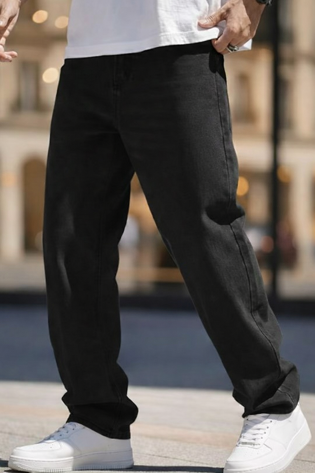 Men Relaxed Fit High-Rise Stretchable Black Jeans