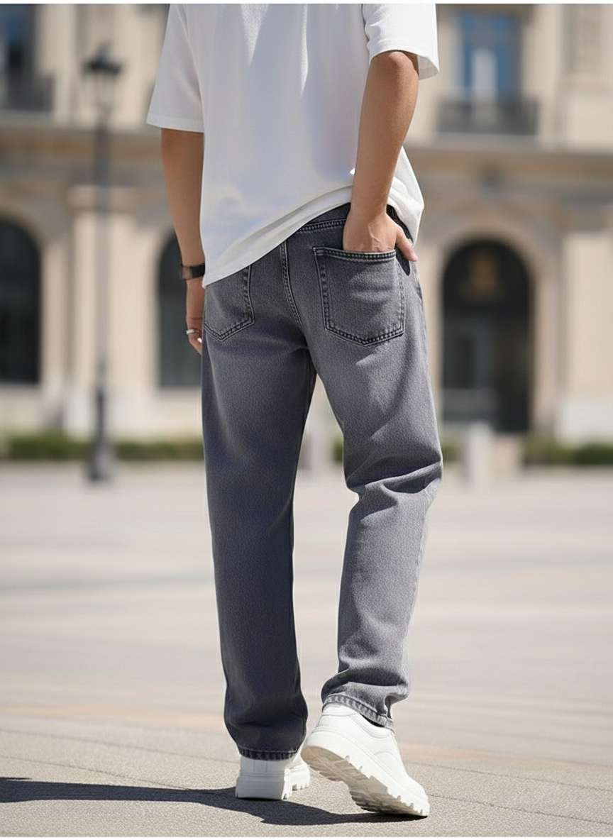 Elegant - Mens Relaxed Fit High-Rise Mildly Distressed Light Faded Stretchable Jeans Grey